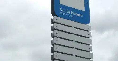 PARADERO SITP CENTRO COMERCIAL LA PLAZUELA  308A00